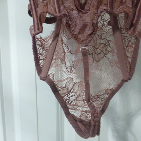 VICTORIA'S SECRET rosy pink "add 2 cups" lace lingerie teddy bodysuit - Picture 13 of 13